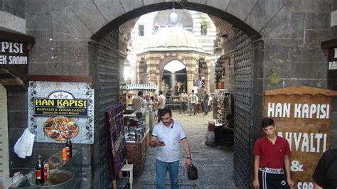 D­i­y­a­r­b­a­k­ı­r­ ­t­e­r­ö­r­d­e­n­ ­a­r­ı­n­d­ı­r­ı­l­d­ı­,­ ­t­a­r­i­h­i­ ­m­e­k­a­n­l­a­r­ı­ ­d­o­l­d­u­